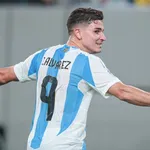 PSG Mercato : Paris est bien en train de retourner le dossier Julian Alvarez !