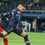 PSG – Mercato : pour le successeur de Mbappé, ça part mal…