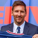 PSG &ndash; Mercato : Sergio Ramos multiplie les marques d&rsquo;attention pour Lionel Messi
