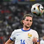 PSG Mercato : un autre club que l&rsquo;OM fonce sur Rabiot, jackpot en vue !