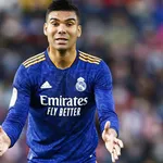PSG – Mercato : un cadre du Real Madrid déploie le tapis rouge à  Mbappé