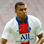 PSG &ndash; Mercato : un départ pourrait plomber l’avenir parisien de Mbappé, un seul concurrent pour le Real Madrid ?