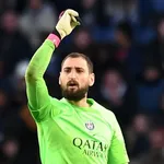 PSG – Mercato : un proche renvoie Donnarumma en Italie cet été !