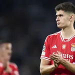 PSG Mercato : une alternative à  Yoro émerge au Portugal, Paris attaqué sur Vitinha ?