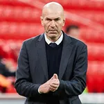 PSG – Mercato : une rencontre aurait eu lieu ce lundi entre Zidane et Al-Khelaïfi