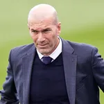 PSG – Mercato : Wenger dément son arrivée, celle de Zidane aussi ?
