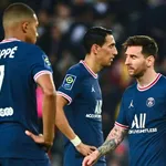 PSG : Messi agacé et embarrassé par Mbappé après Monaco ?