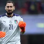 PSG : Mino Raiola dégoupille face au traitement scandaleux réservé à Donnarumma