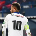 PSG : Neymar colle un gros tacle aux supporters parisiens !
