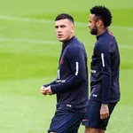 PSG : Neymar incertain contre l’OM, une absence longue durée annoncée
