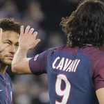 PSG : Neymar, le Mercato parisien… Edinson Cavani donne son avis