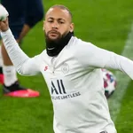PSG : Neymar se prend un tacle monumental en provenance du Brésil