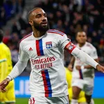 PSG – OL : Lacazette fait passer un message à  Mbappé avant le choc de dimanche
