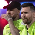 PSG : Pierre Ménès défend Neymar et envoie un missile à  Messi