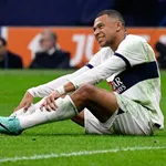 AC Milan – PSG : Pierre Ménès tord le cou aux critiques sur Mbappé