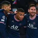 PSG : quand Mbappé se fait tout petit devant Messi