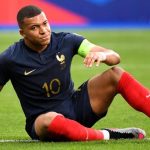 PSG, à‰quipe de France : gros coup dur pour Mbappé !