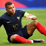 PSG, à‰quipe de France : gros coup dur pour Mbappé !