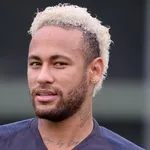PSG : Raymond Domenech aimerait voir Neymar s’excuser