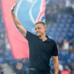 PSG – RC Lens : Luis Enrique fait déjà  grimper Daniel Riolo au rideau