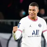 PSG, Real Madrid – Mercato : deux acteurs inattendus ont fait basculer le dossier Mbappé