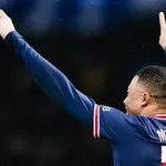 PSG, Real Madrid – Mercato : le futur contrat signé par Mbappé a fuité, les détails sont dingues