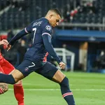 PSG, Real Madrid – Mercato : Mbappé à  Madrid, Leonardo brise le silence