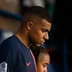 PSG, Real Madrid – Mercato : un message sibyllin de Mbappé relance les spéculations sur son avenir !