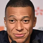 PSG, Real Madrid : Riolo dénonce le « mépris de classe » de Mbappé