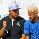 PSG : son fils encore accusé d’agression sexuelle, le père de Neymar dégoupille !