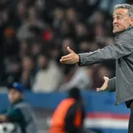 PSG – Stade Rennais : Barcola frappe, Luis Enrique se frictionne avec un journaliste !