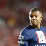 PSG : un champion du monde charge encore Kylian Mbappé
