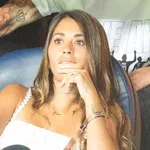 PSG : une proche confirme qu’Antonella Roccuzzo ne peut pas encadrer Wanda Nara