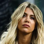 PSG : Wanda Nara ose une tenue indécente et un décolleté incendiaire pour cuisiner
