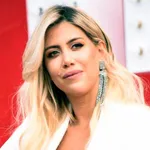 PSG : Wanda Nara réclame le retour du soleil en bikini
