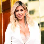 PSG : Wanda Nara sort un décolleté débordant à tomber par terre
