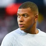 PSG : Wayne Rooney clashe Kylian Mbappé !