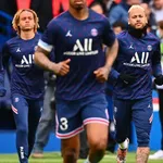 PSG : Xavi Simons dévoile les conseils que lui donne Neymar