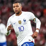 à‰quipe de France : Mbappé réagit à  son capitanat et confirme la déception de Griezmann