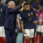 à‰quipe de France : Deschamps en remet une couche sur le choix Mbappé capitaine