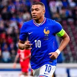 à?quipe de France : Mbappé ne rassure pas sur son état de santé et met fin au suspense pour les JO