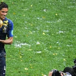 à‰quipe de France : Varane confirme ! Il prend sa retraite internationale (officiel)