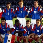 Quiz : seul un spécialiste des années 90 reconnaitra au moins 7 de ces joueurs français