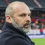 RC Lens : Dupraz a deux objectifs bien différents en venant à  Bollaert