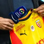 RC Lens : le nouveau maillot domicile dévoilé !