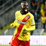 RC Lens : les Sang et Or en Ligue des Champions, le PSG… Kakuta se livre sans tabou