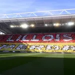 RC Lens &ndash; LOSC : tifo, banderoles… Les Sang et Or multiplient les provocations