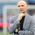 RC Lens Mercato : Dréossi prépare un gros coup, ça se complique pour van den Kerkhof