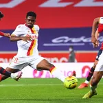 RC Lens – Mercato : le Milan AC n'a pas fait tourner la tête de Loïc Badé