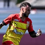 RC Lens – Mercato : les Sang et Or vont recevoir une nouvelle proposition de l’OM pour Clauss !
